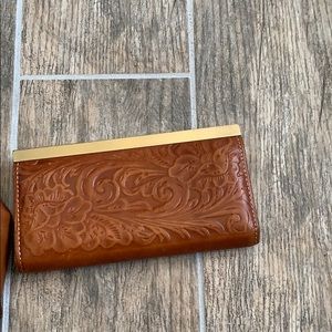 Patricia Nash women’s wallet